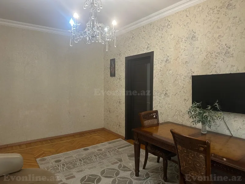 Satılır 5 otaqlı Mənzil Köhnə tikili 125 m² Həzi Aslanov m. - şəkil 4