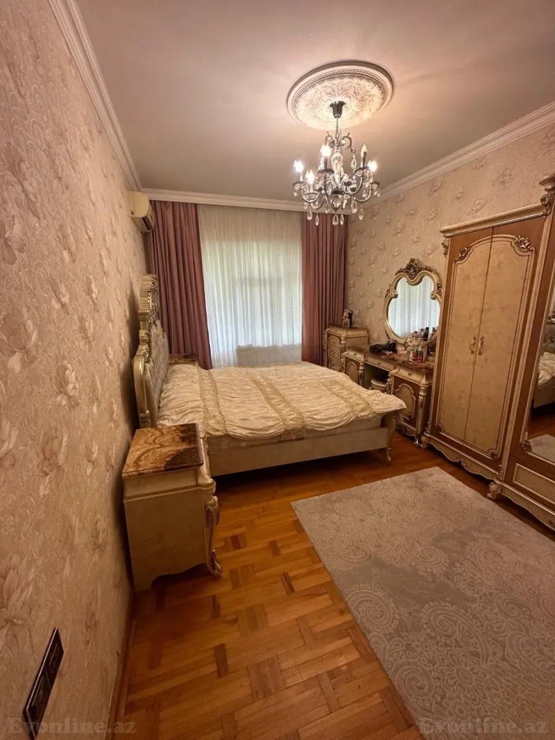 Satılır 5 otaqlı Mənzil Köhnə tikili 125 m² Həzi Aslanov m. - şəkil 7