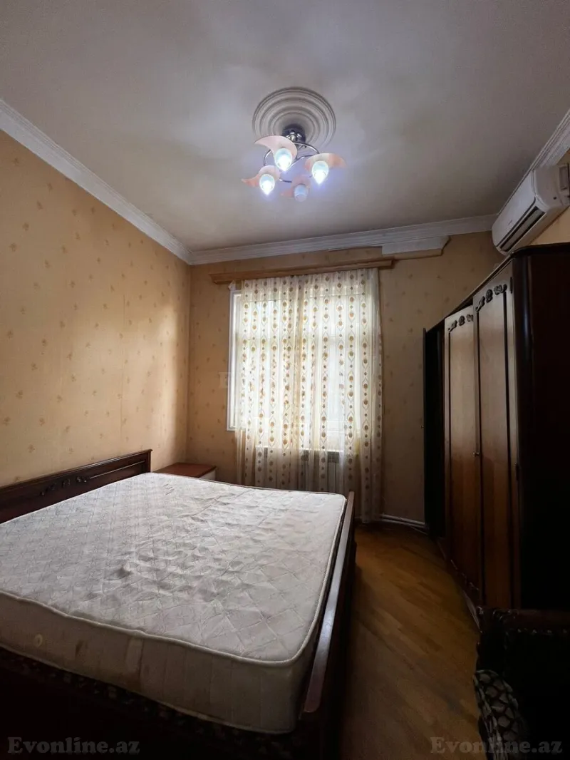 Kirayə verilir 4 otaqlı Mənzil Köhnə tikili 80 m² Nizami m. - şəkil 2