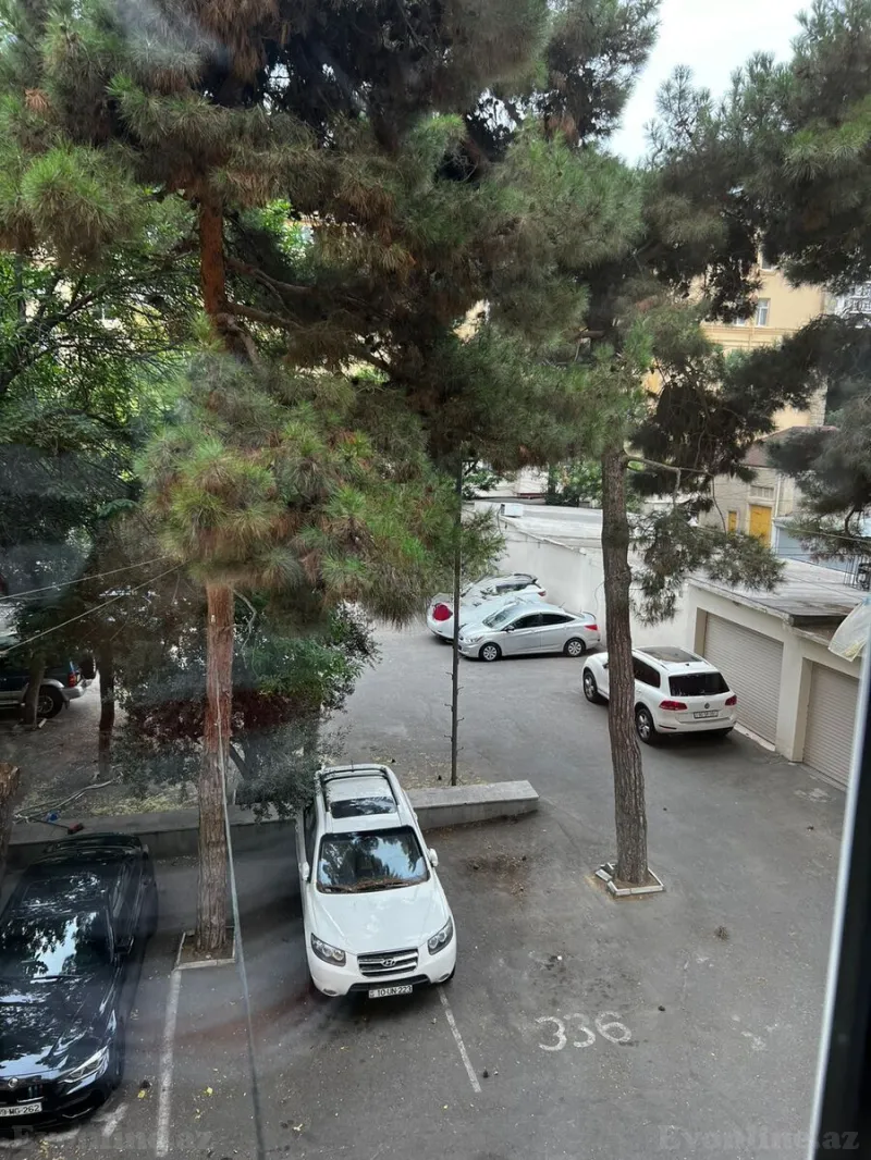 Kirayə verilir 4 otaqlı Mənzil Köhnə tikili 80 m² Nizami m. - şəkil 7