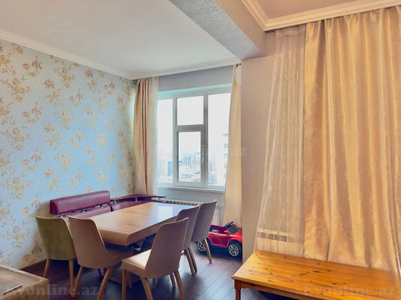 Satılır 4 otaqlı Mənzil Yeni tikili 165 m² Elmlər Akademiyası m. - şəkil 4