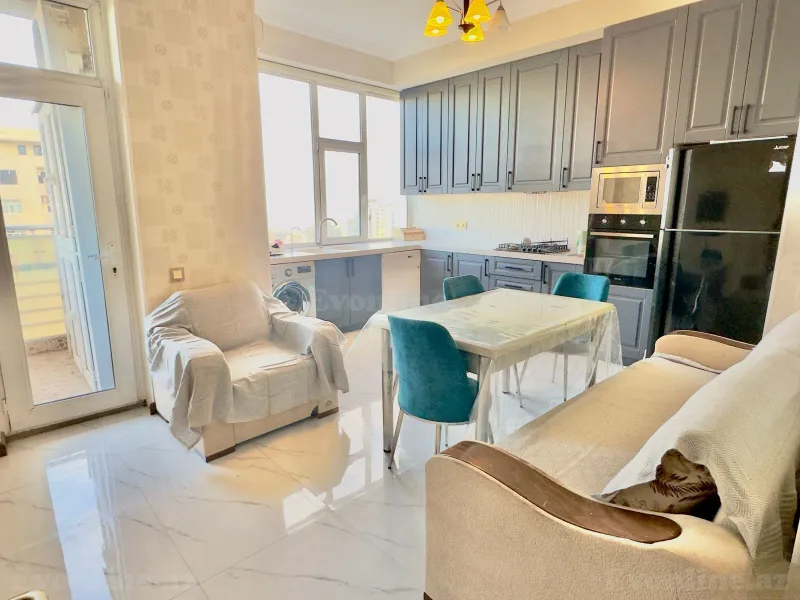 Satılır 4 otaqlı Mənzil Yeni tikili 165 m² Elmlər Akademiyası m. - şəkil 5