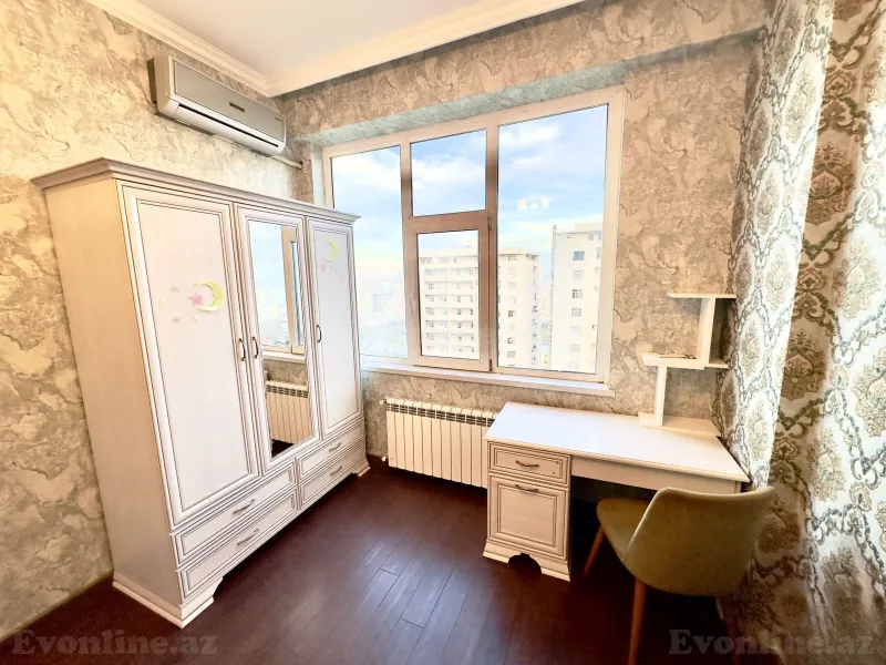 Satılır 4 otaqlı Mənzil Yeni tikili 165 m² Elmlər Akademiyası m. - şəkil 19