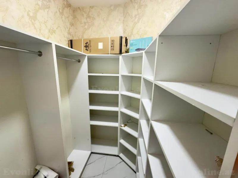 Satılır 4 otaqlı Mənzil Yeni tikili 165 m² Elmlər Akademiyası m. - şəkil 20