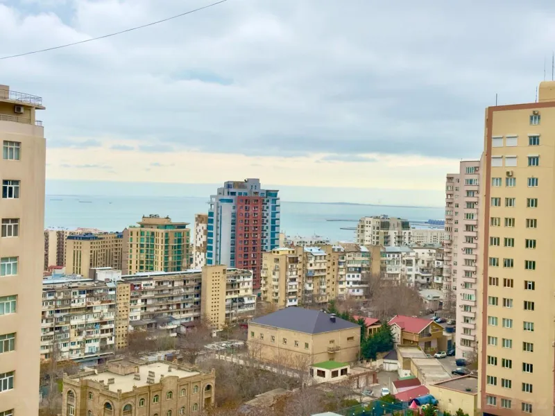Satılır 4 otaqlı Mənzil Yeni tikili 165 m² Elmlər Akademiyası m. - şəkil 25