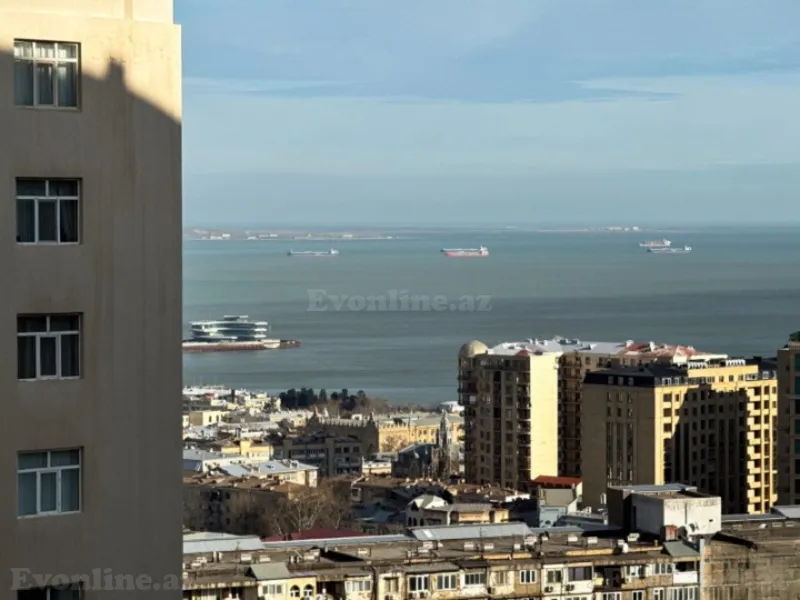 Satılır 4 otaqlı Mənzil Yeni tikili 165 m² Elmlər Akademiyası m. - şəkil 28