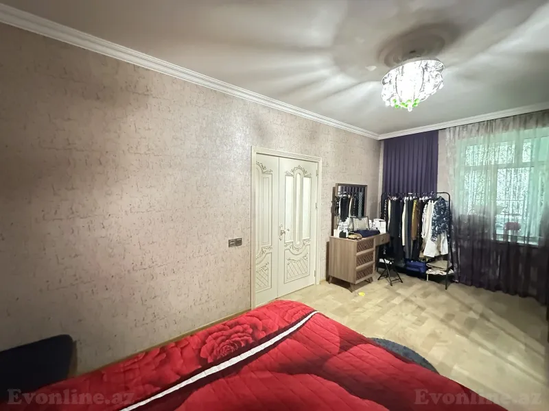 Satılır 4 otaqlı Mənzil Köhnə tikili 110 m² Xalqlar Dostluğu m. - şəkil 7