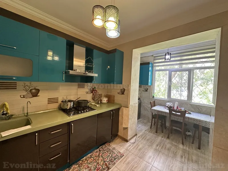 Satılır 4 otaqlı Mənzil Köhnə tikili 110 m² Xalqlar Dostluğu m. - şəkil 17