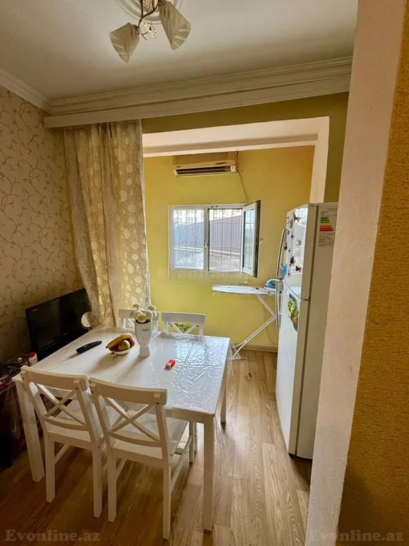 Satılır 1 otaqlı Mənzil Köhnə tikili 48 m² Həzi Aslanov m. - şəkil 3