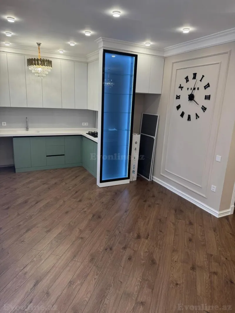 2 otaqlı Mənzil 75 m² Nizami m. Kirayə verilir