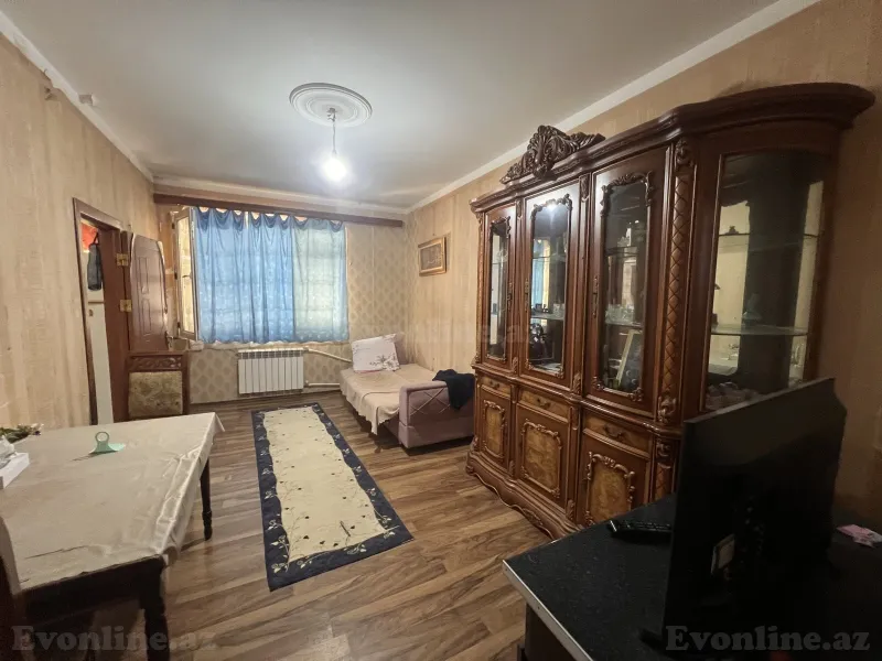 2 otaqlı Mənzil 42 m² Memar Əcəmi m. Satılır