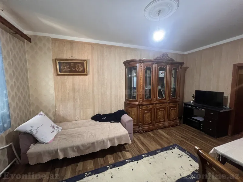 Satılır 2 otaqlı Mənzil Köhnə tikili 42 m² Memar Əcəmi m. - şəkil 2