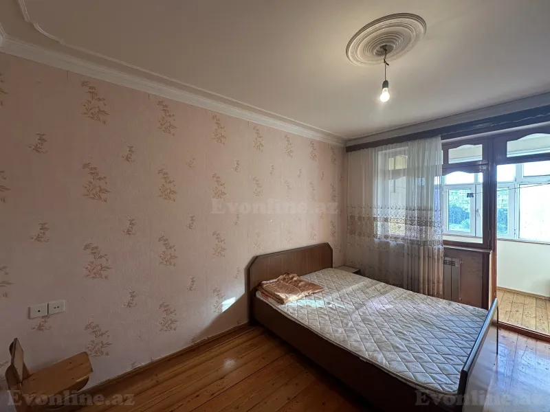 Satılır 2 otaqlı Mənzil Köhnə tikili 65 m² Xalqlar Dostluğu m. - şəkil 6