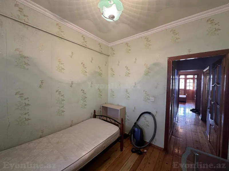 Satılır 2 otaqlı Mənzil Köhnə tikili 65 m² Xalqlar Dostluğu m. - şəkil 12