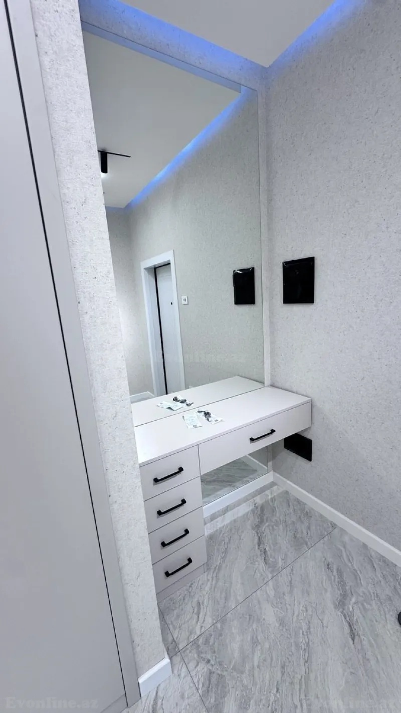 Kirayə verilir 3 otaqlı Mənzil Yeni tikili 145 m² Neftçilər m. - şəkil 6