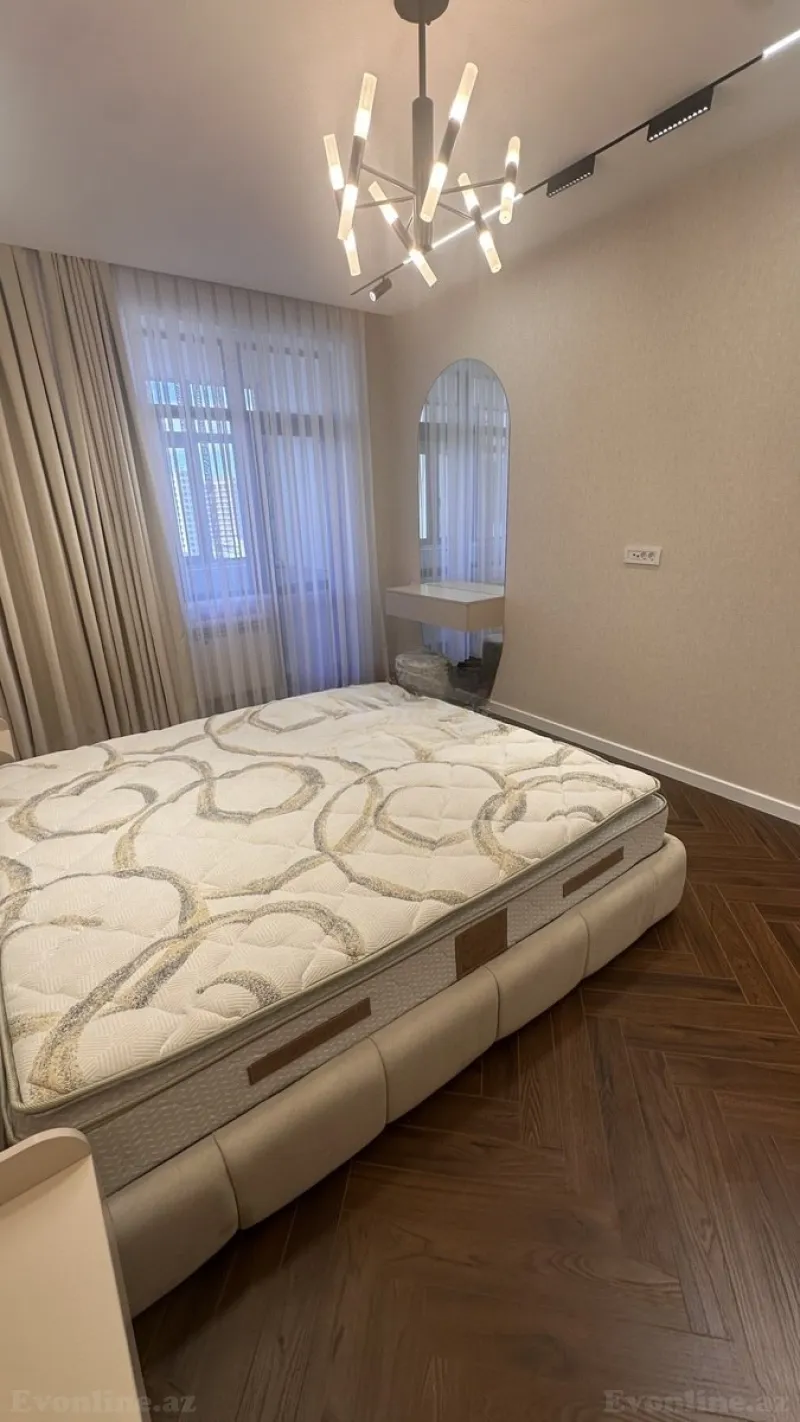 Kirayə verilir 3 otaqlı Mənzil Yeni tikili 145 m² Neftçilər m. - şəkil 10