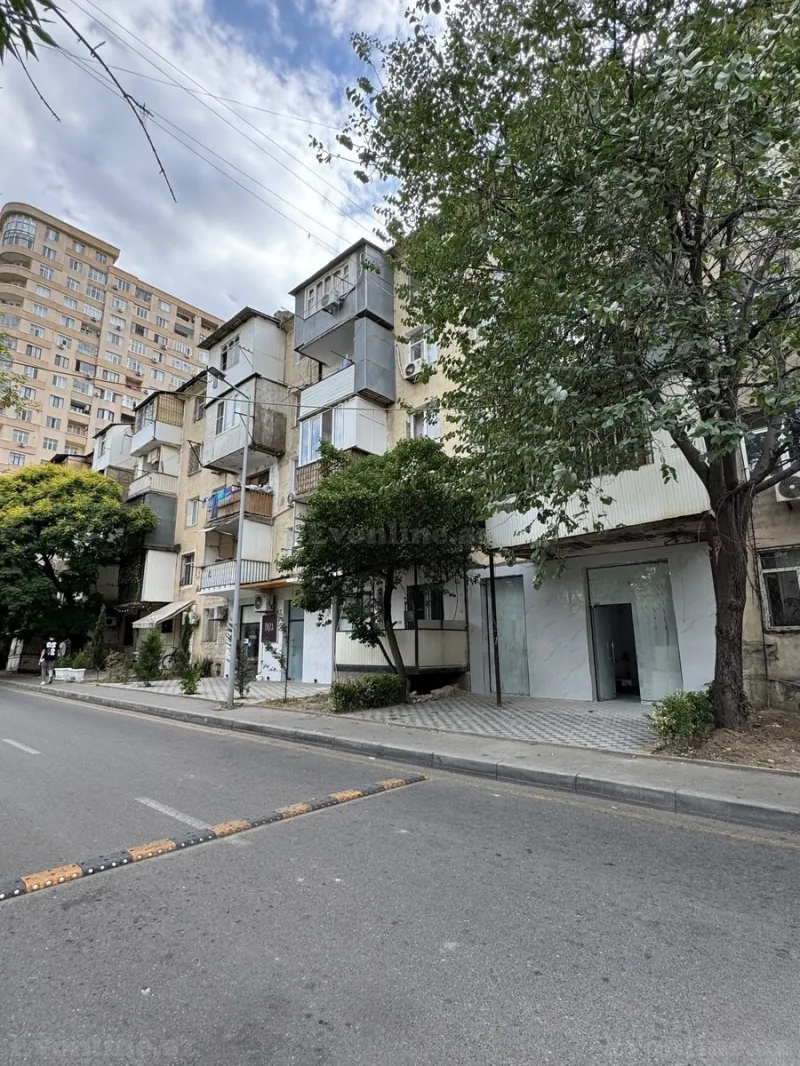 Satılır Obyekt 70 m² Elmlər Akademiyası m. - şəkil 2