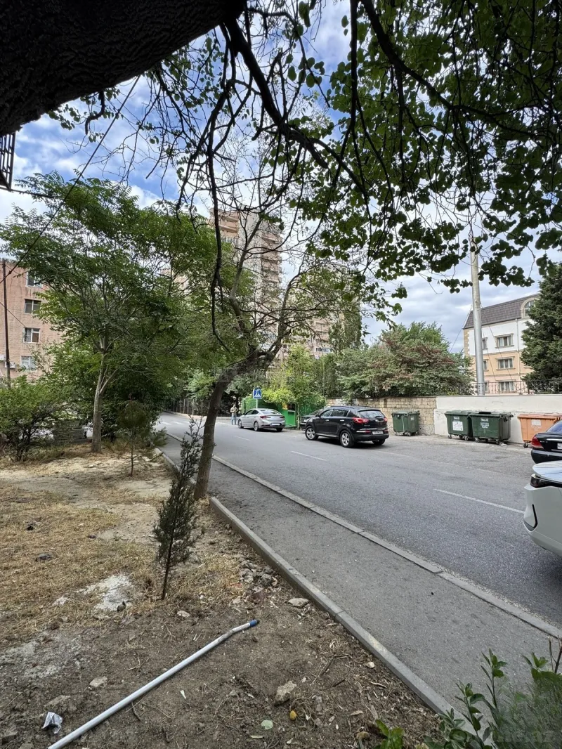 Satılır Obyekt 70 m² Elmlər Akademiyası m. - şəkil 4