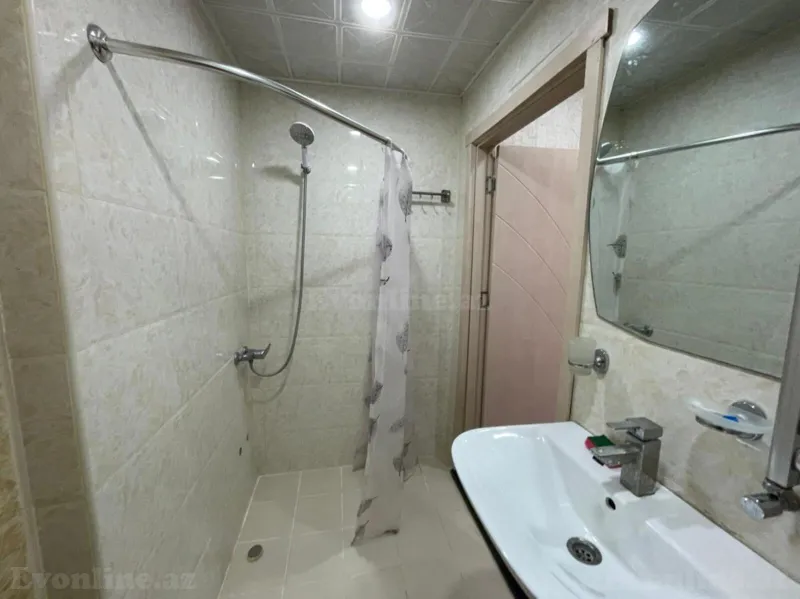 Kirayə verilir 2 otaqlı Mənzil Yeni tikili 50 m² İnşaatçılar m. - şəkil 13