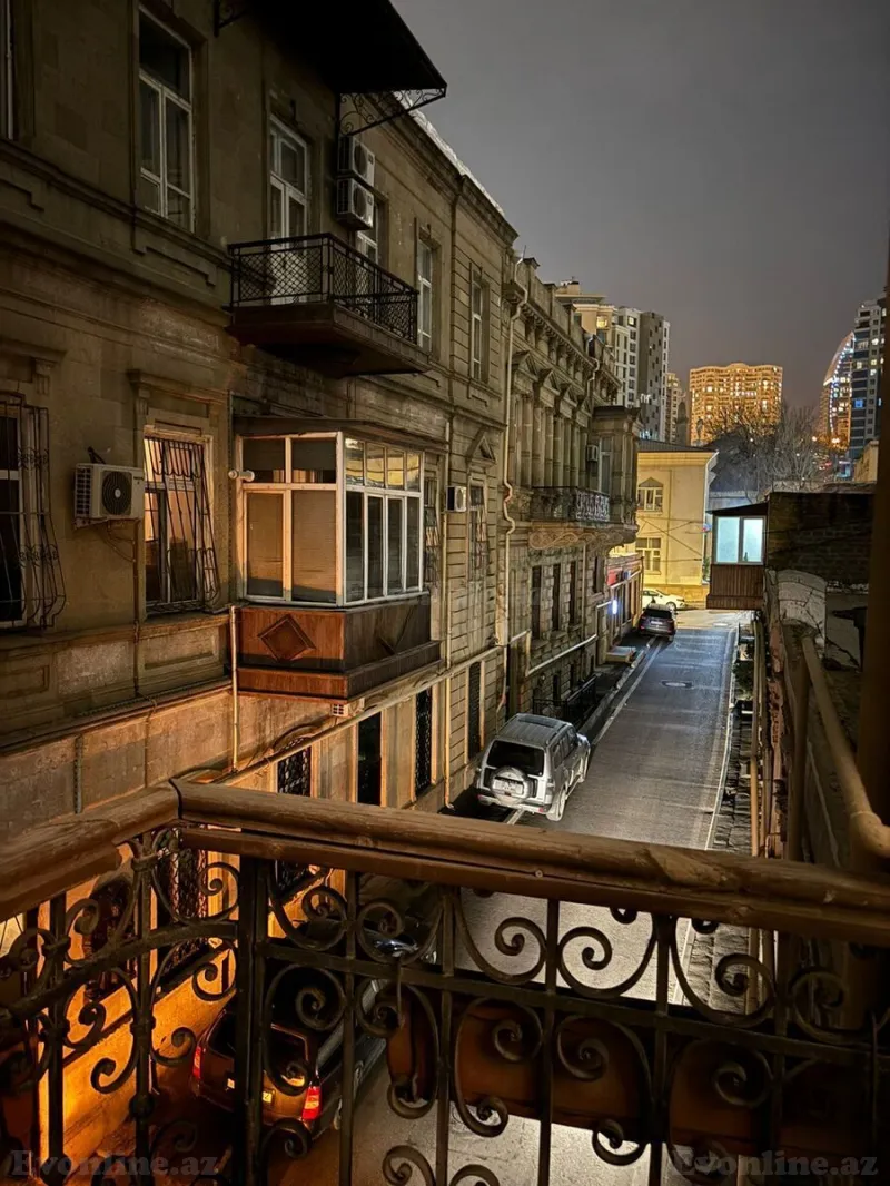 3 otaqlı Mənzil 100 m² Nəsimi r. Kirayə verilir