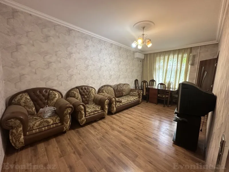 Satılır 3 otaqlı Mənzil Köhnə tikili 65 m² Əhmədli m. - şəkil 2
