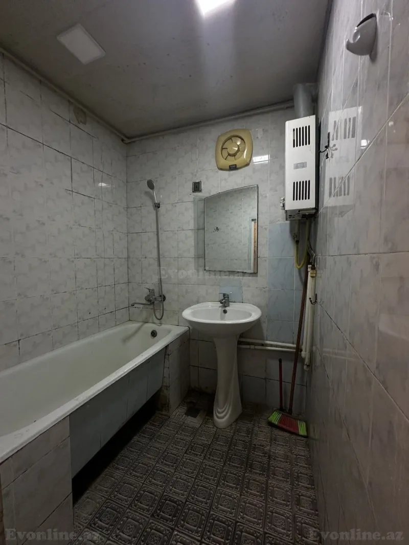 Satılır 3 otaqlı Mənzil Köhnə tikili 65 m² Əhmədli m. - şəkil 9