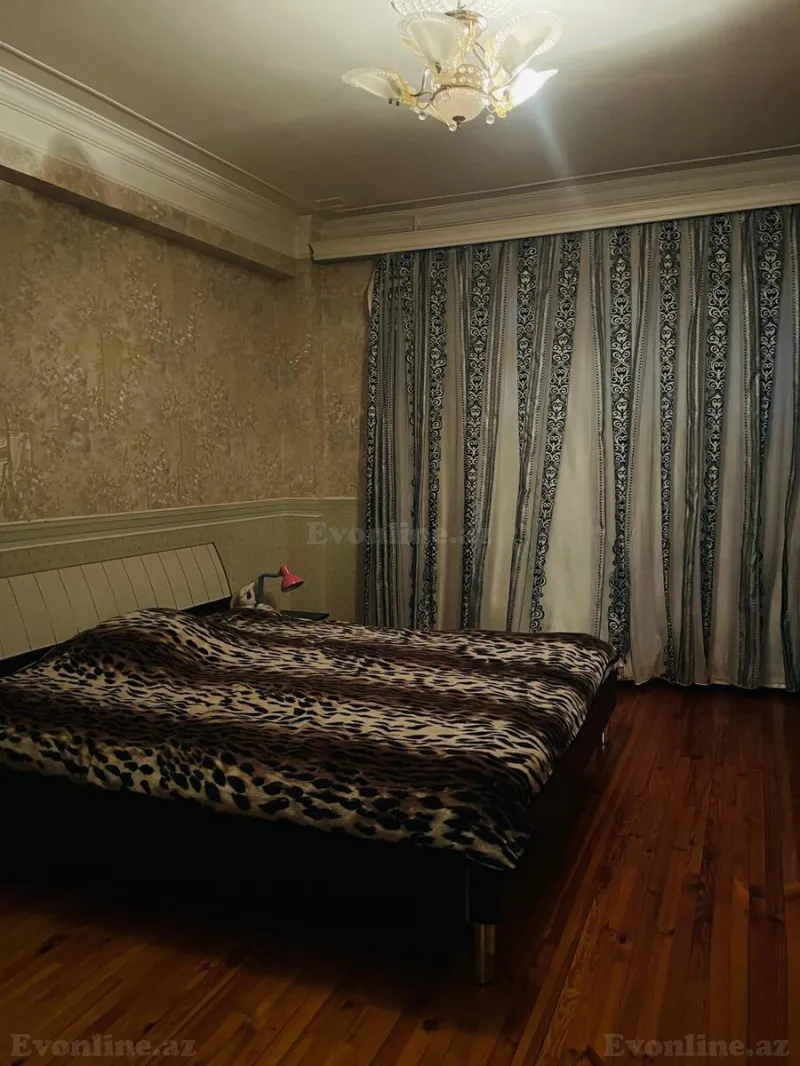 Kirayə verilir 2 otaqlı Mənzil Köhnə tikili 70 m² Xətai m. - şəkil 6