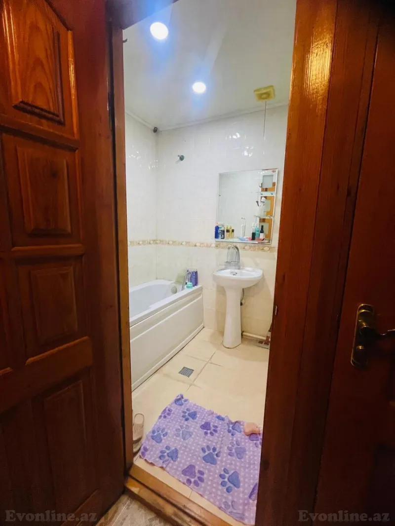 Kirayə verilir 2 otaqlı Mənzil Köhnə tikili 70 m² Xətai m. - şəkil 7