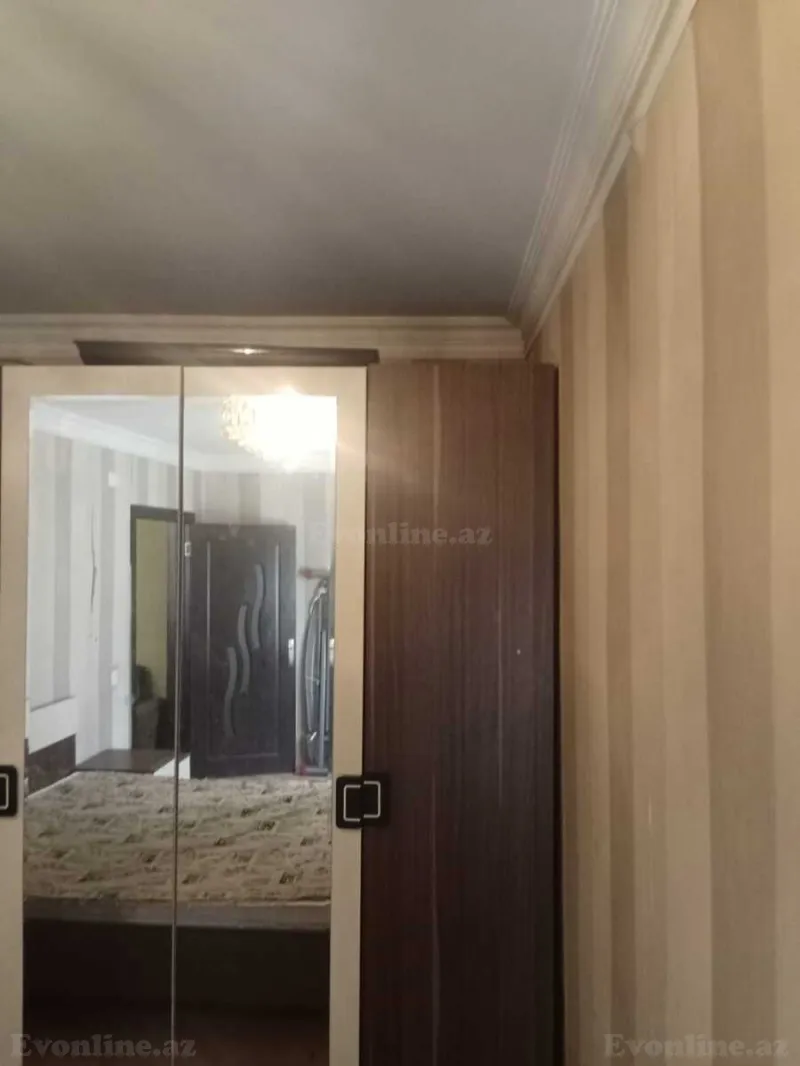 Satılır 2 otaqlı Mənzil Köhnə tikili 45 m² İnşaatçılar m. - şəkil 6