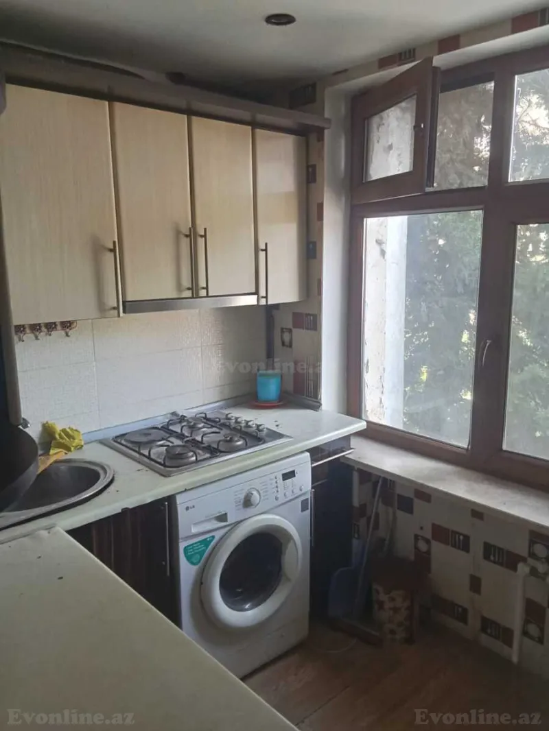 Satılır 2 otaqlı Mənzil Köhnə tikili 45 m² İnşaatçılar m. - şəkil 10