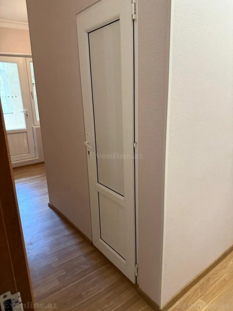 Kirayə verilir 2 otaqlı Mənzil Köhnə tikili 42 m² Memar Əcəmi m. - şəkil 3