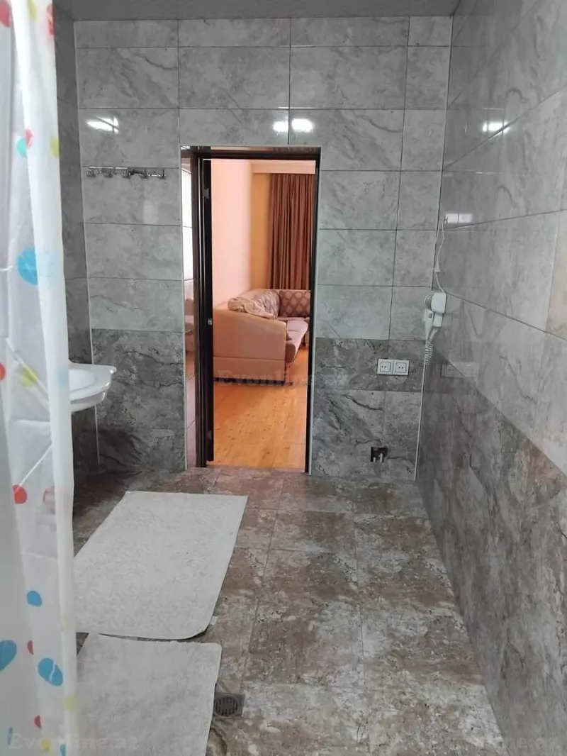 Kirayə verilir 2 otaqlı Həyət evi 120 m² Qax - şəkil 18