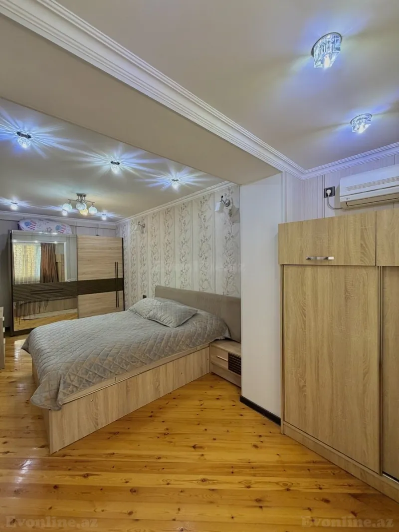 Satılır 2 otaqlı Mənzil Köhnə tikili 60 m² 28 May m. - şəkil 3