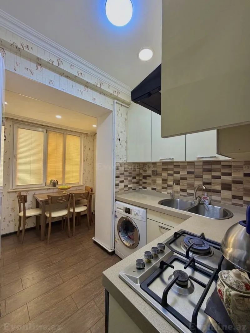 Satılır 2 otaqlı Mənzil Köhnə tikili 60 m² 28 May m. - şəkil 12