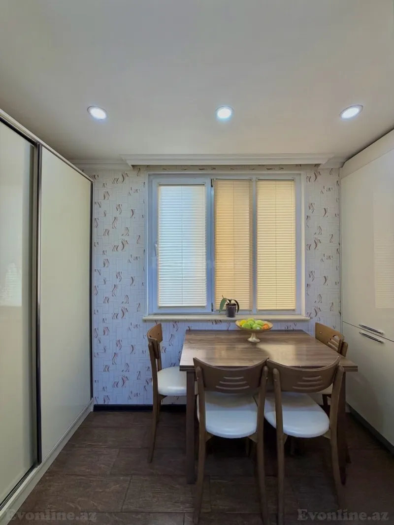 Satılır 2 otaqlı Mənzil Köhnə tikili 60 m² 28 May m. - şəkil 14