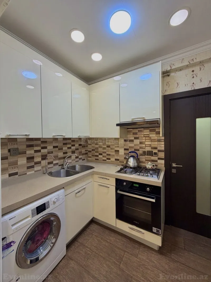 Satılır 2 otaqlı Mənzil Köhnə tikili 60 m² 28 May m. - şəkil 16
