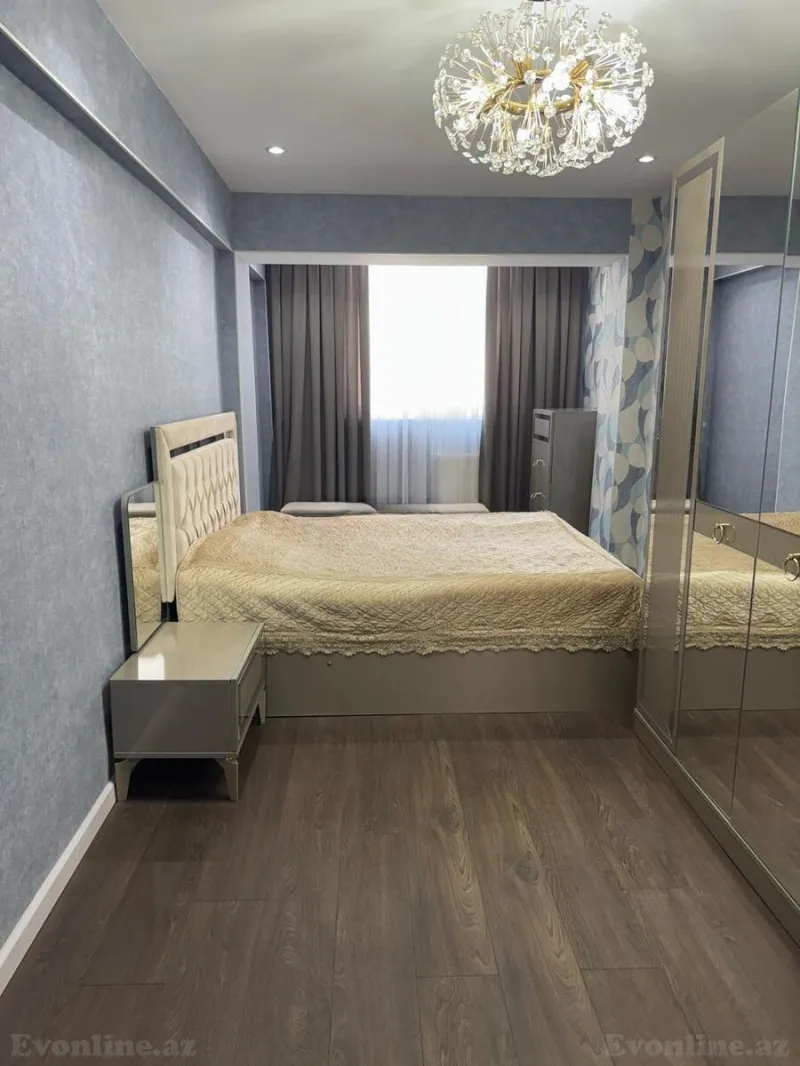 Satılır 2 otaqlı Mənzil Köhnə tikili 70 m² Nəsimi m. - şəkil 2