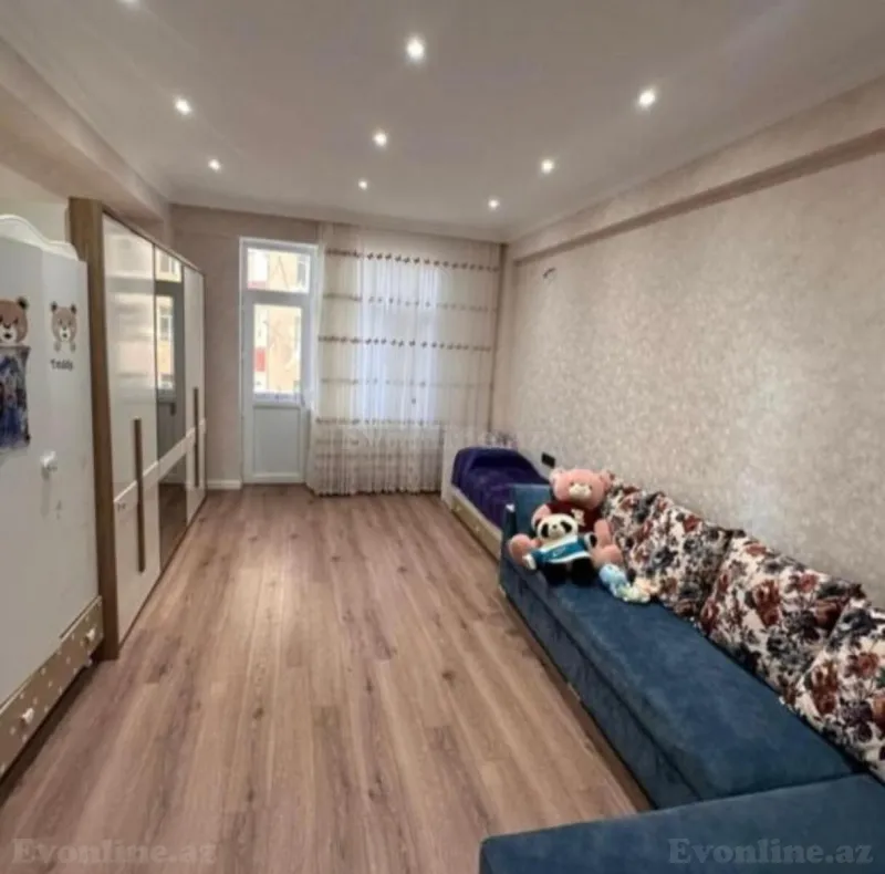 Satılır 3 otaqlı Mənzil Köhnə tikili 84 m² Memar Əcəmi m. - şəkil 3