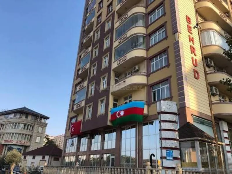 Satılır 3 otaqlı Mənzil Yeni tikili 148.5 m² Azadlıq prospekti m. - şəkil 2