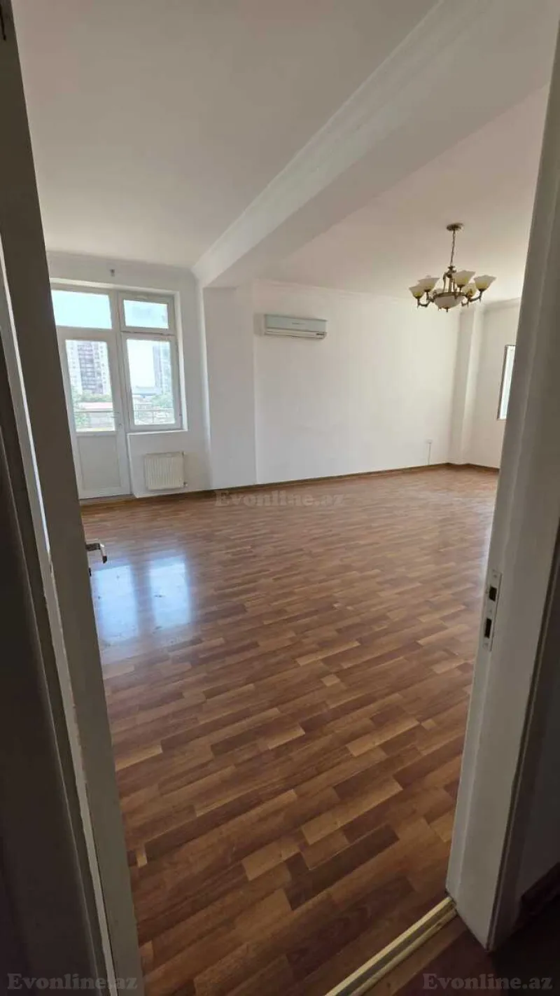 Satılır 3 otaqlı Mənzil Yeni tikili 148.5 m² Azadlıq prospekti m. - şəkil 5