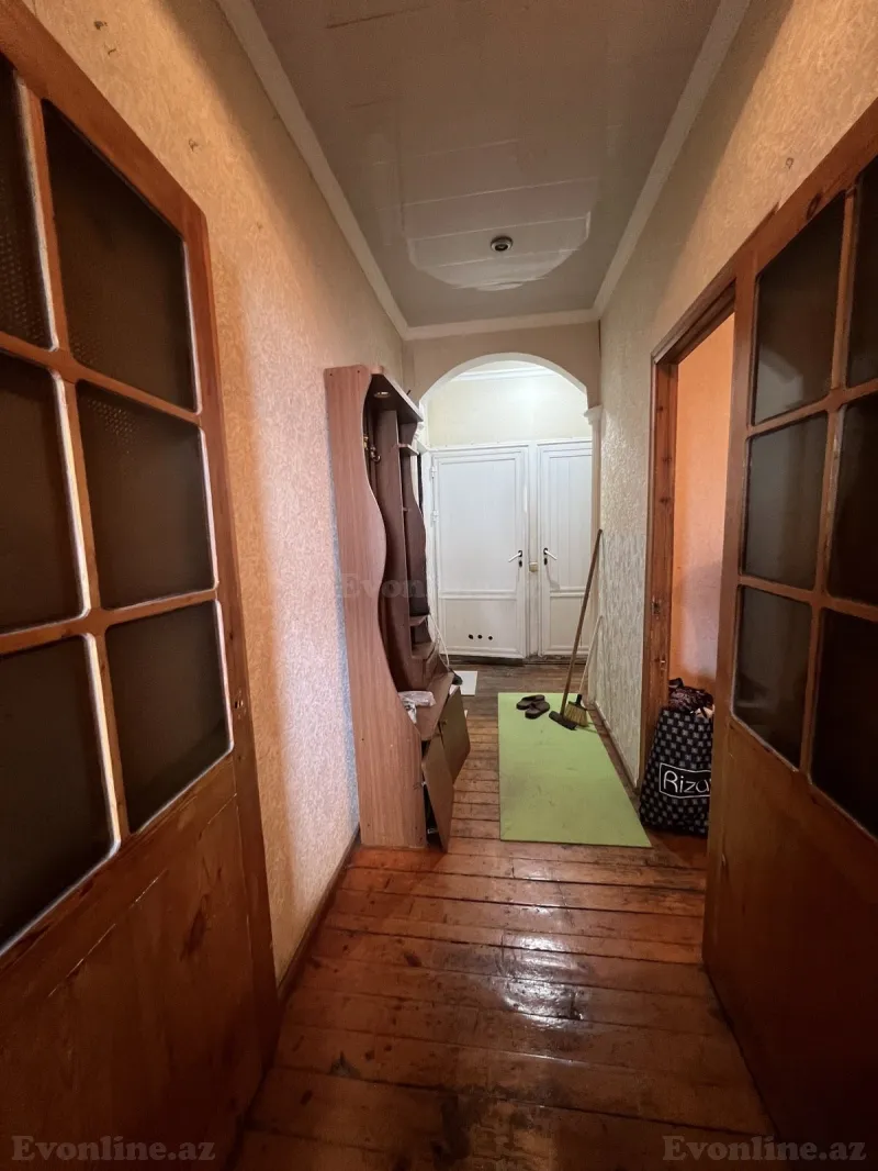 Kirayə verilir 3 otaqlı Mənzil Köhnə tikili 70 m² Həzi Aslanov m. - şəkil 13
