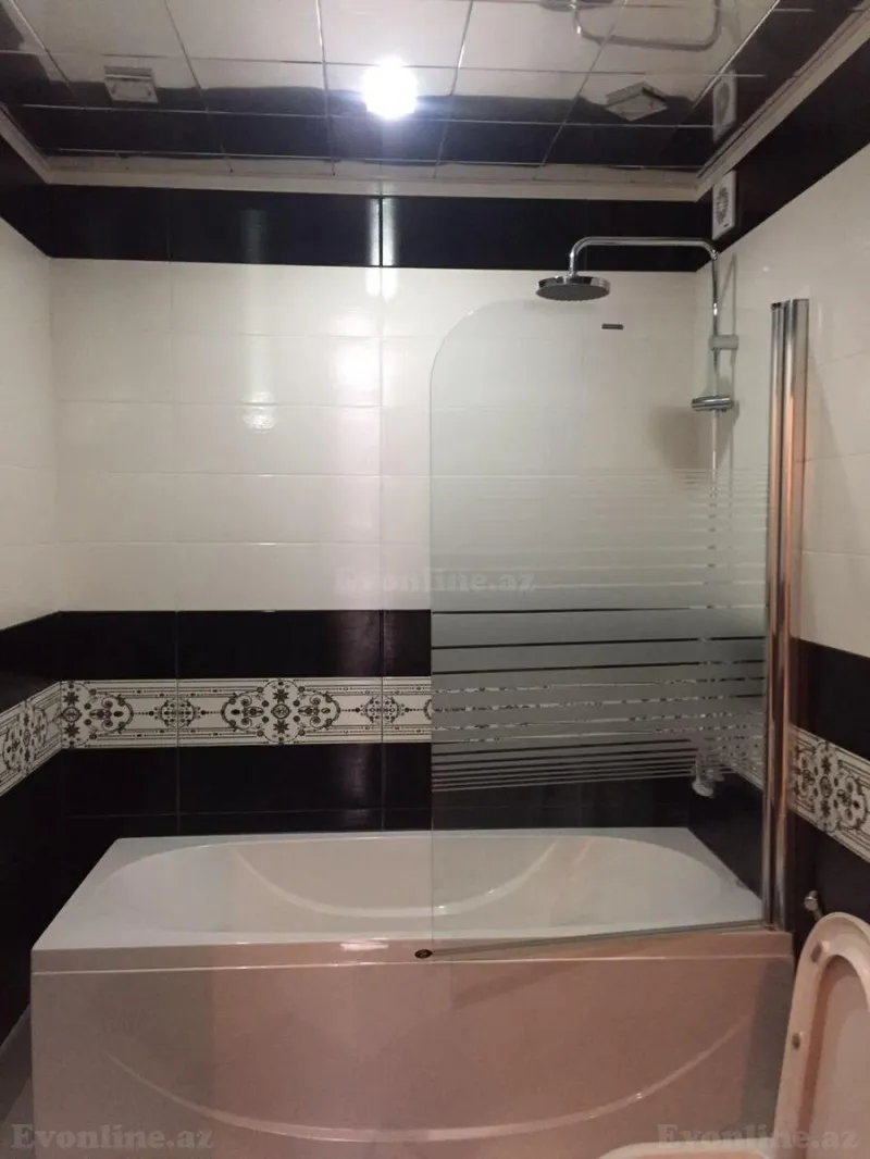 Kirayə verilir 3 otaqlı Mənzil Yeni tikili 130 m² 28 May m. - şəkil 10