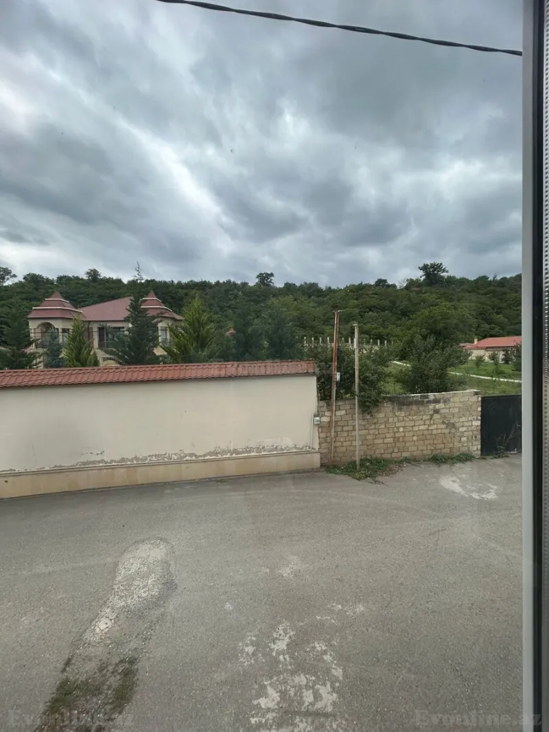 Kirayə verilir 5 otaqlı Həyət evi 200 m² Quba