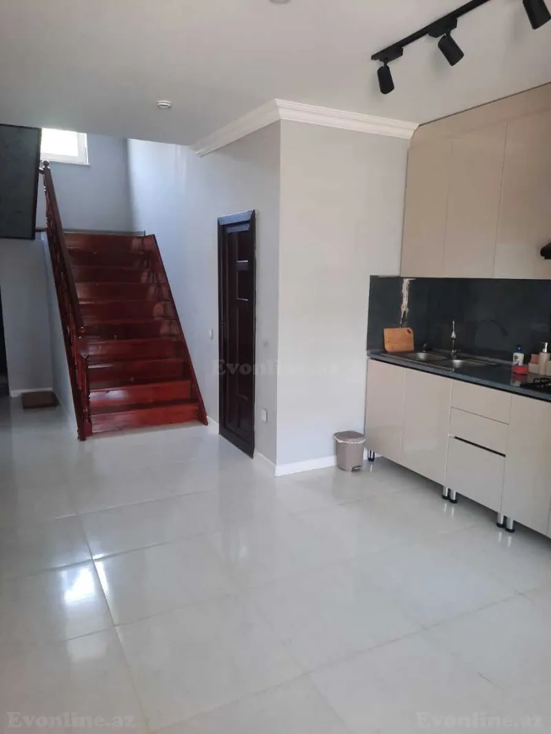 Kirayə verilir 5 otaqlı Həyət evi 200 m² Quba - şəkil 7
