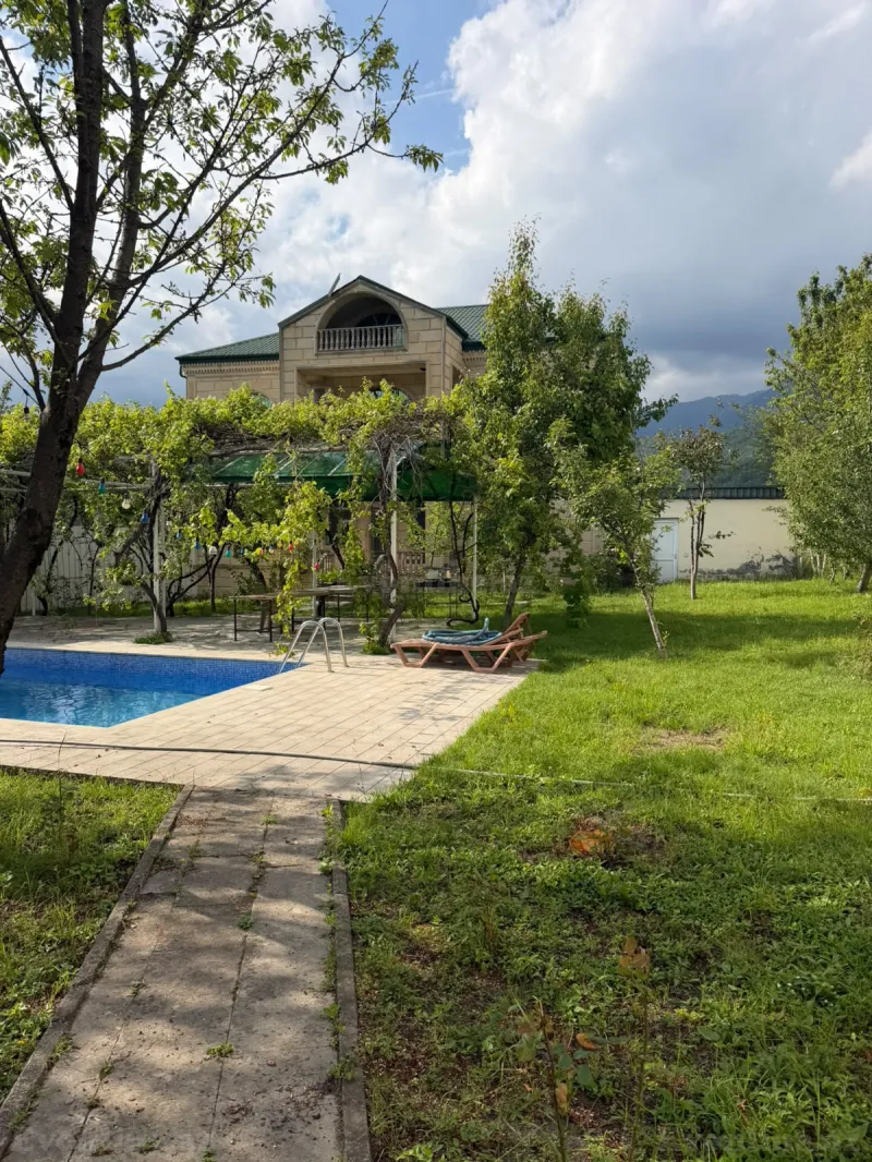 Kirayə verilir Obyekt 300 m² Qəbələ