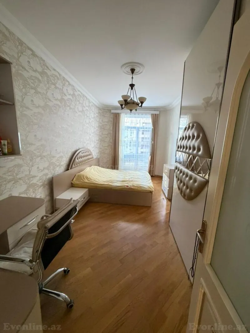 Kirayə verilir 4 otaqlı Mənzil Yeni tikili 200 m² Nizami m. - şəkil 5