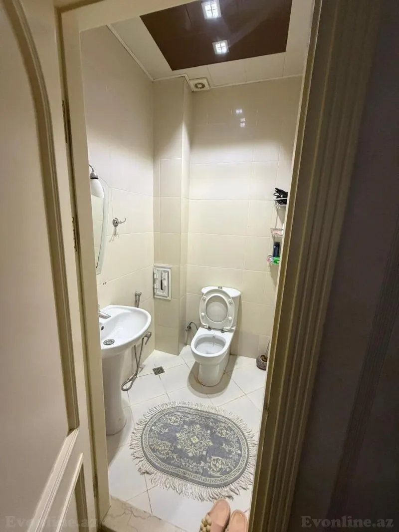 Kirayə verilir 4 otaqlı Mənzil Yeni tikili 200 m² Nizami m. - şəkil 23