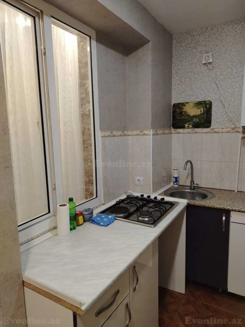 Satılır 2 otaqlı Mənzil Köhnə tikili 50 m² Bakıxanov - şəkil 7