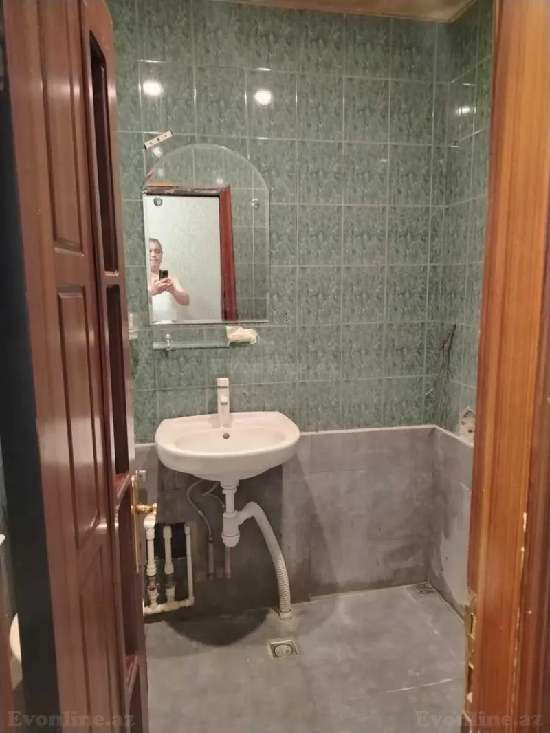 Satılır 2 otaqlı Mənzil Köhnə tikili 50 m² Bakıxanov - şəkil 10