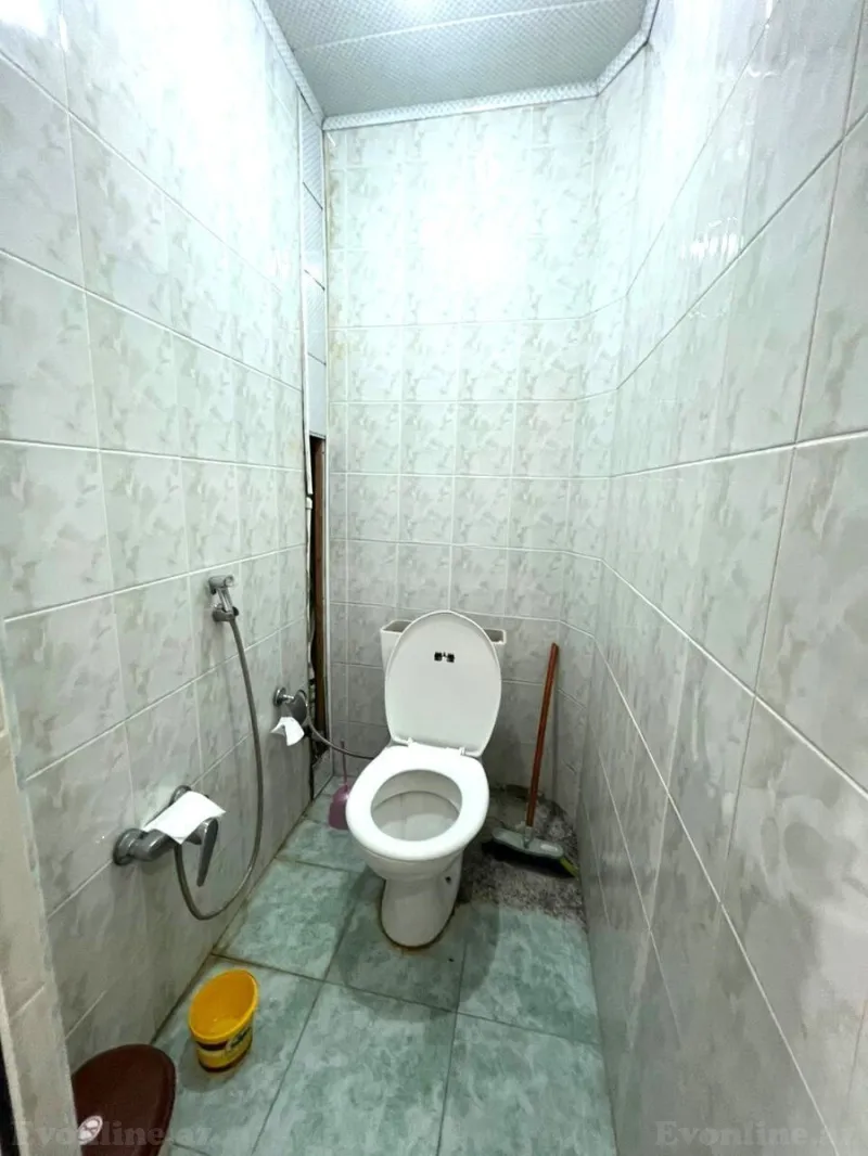 Satılır 3 otaqlı Mənzil Köhnə tikili 70 m² Gənclik m. - şəkil 6